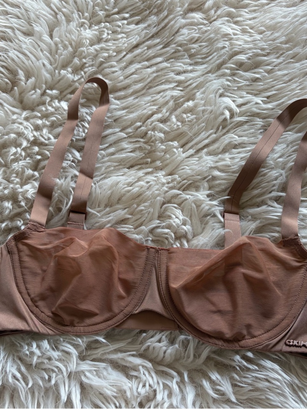 SKIMS No Show Molded Unlined Balconette Bra in Sienna 36A